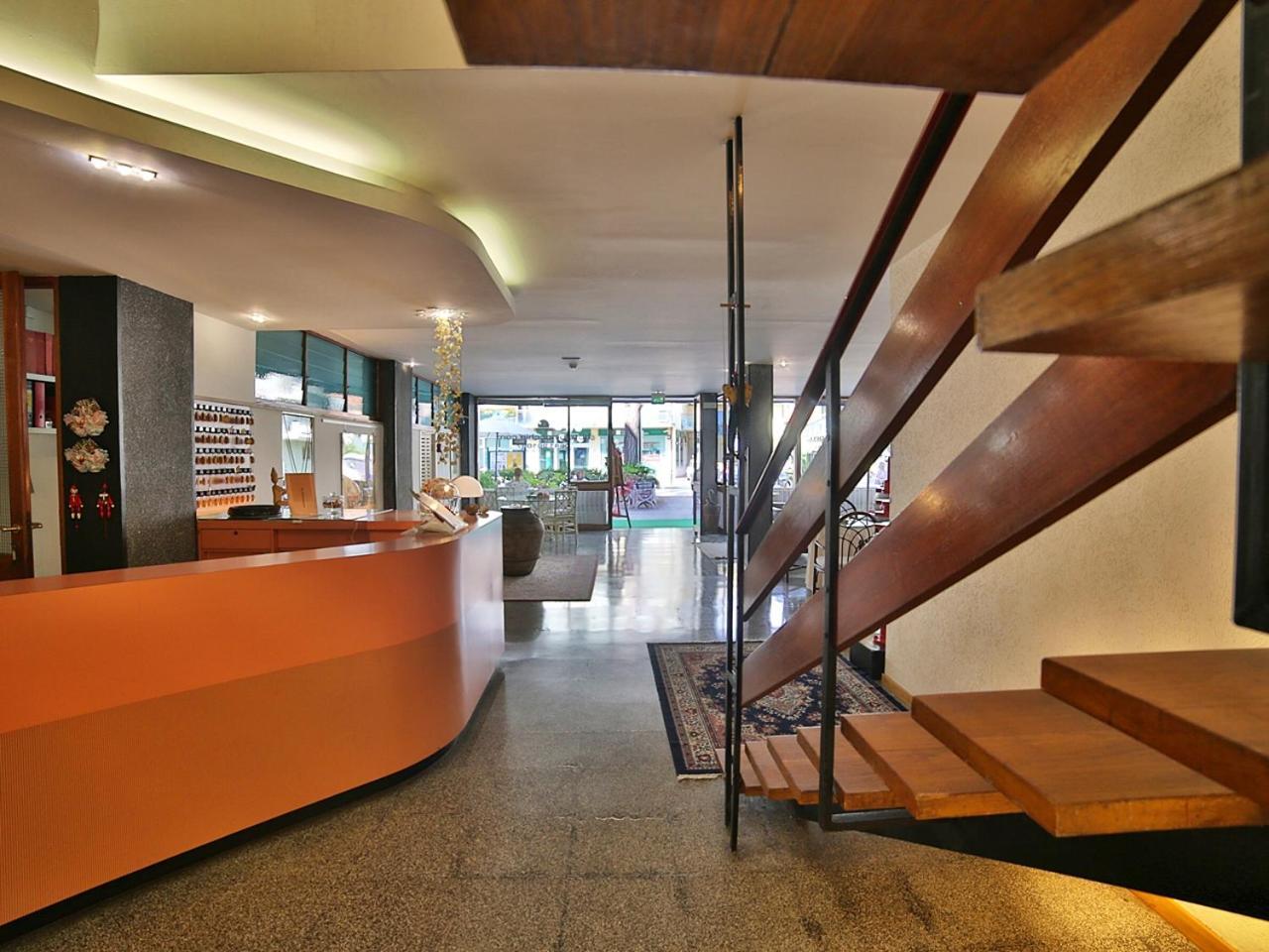Hotel Pinocchio Каттолика Экстерьер фото